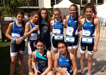 Victoire de nos jeunes sur le triathlon de Courbevoie