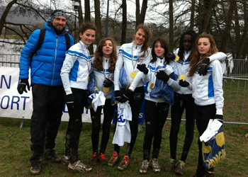Les filles du Collège Victor Hugo championnes de France UNSS de cross